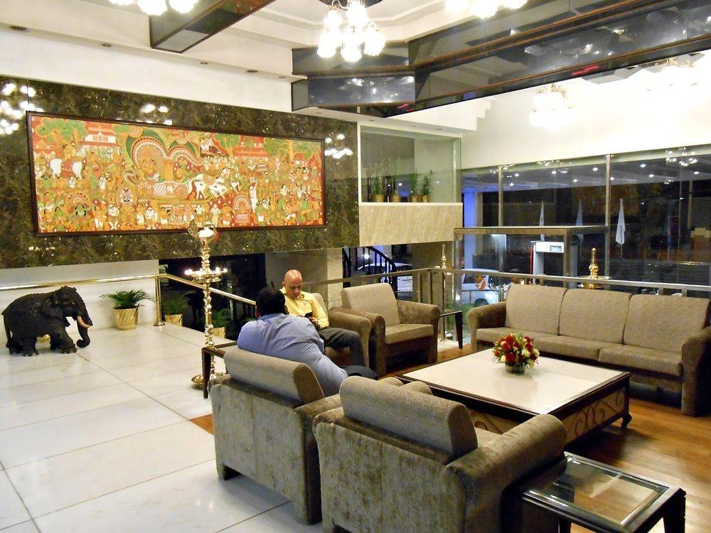 The South Park Hotel Thiruvananthapuram ภายนอก รูปภาพ