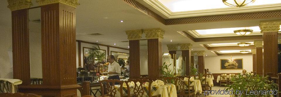 The South Park Hotel Thiruvananthapuram ภายนอก รูปภาพ