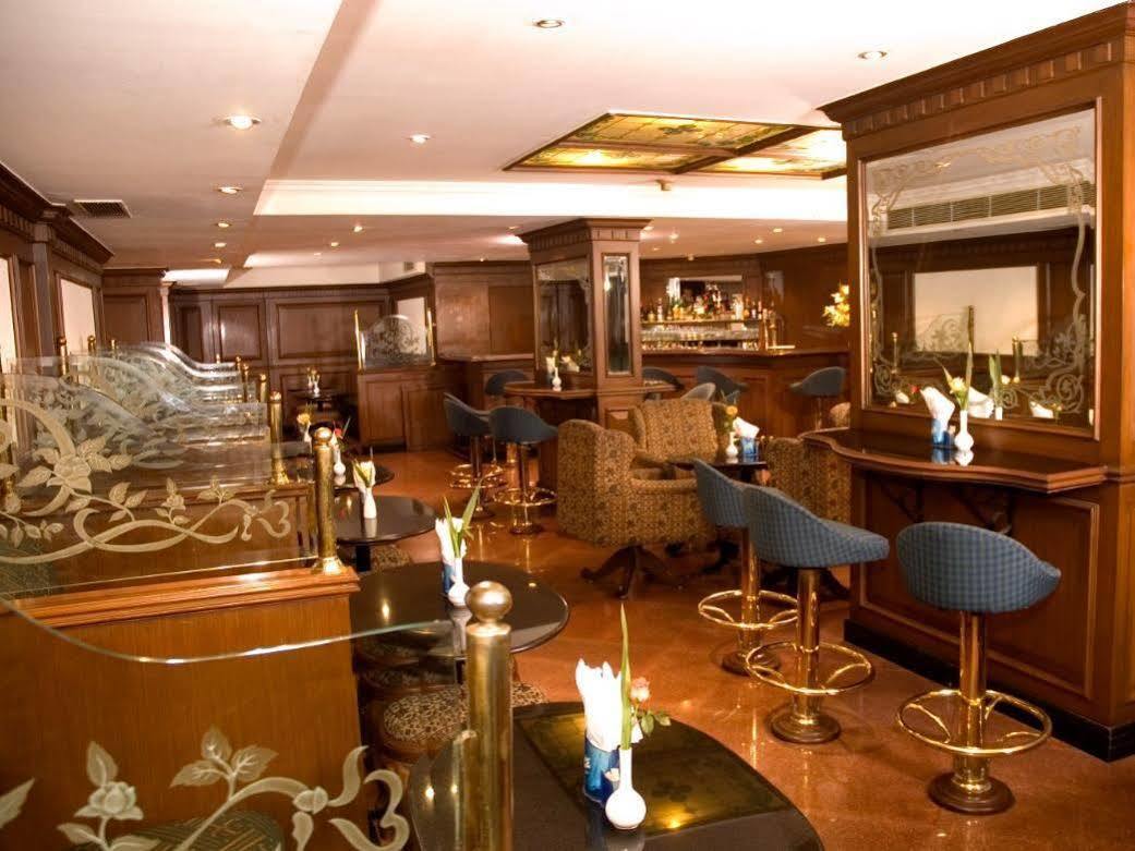 The South Park Hotel Thiruvananthapuram ภายนอก รูปภาพ
