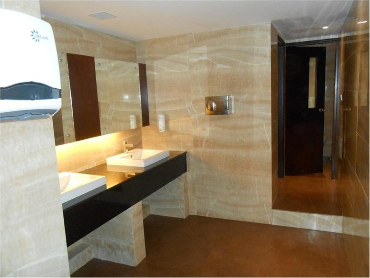 The South Park Hotel Thiruvananthapuram ภายนอก รูปภาพ